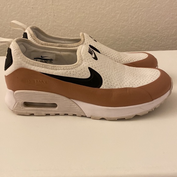 Nike Air Max - Picture 2 of 5